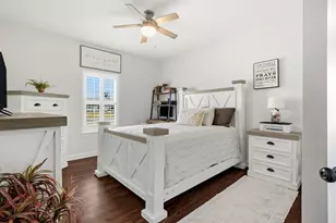 1301 E 8th Street E, Lynn Haven, FL 32444 - Photo 21