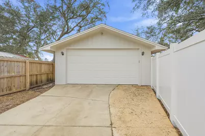 120 Dyer Street, Niceville, FL 32578 - Photo 11