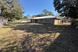 35 James Dr, Shalimar, FL 32579 - Photo 17