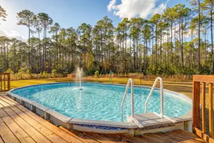 549 Shadow Ln, Freeport, FL 32439 - Photo 3