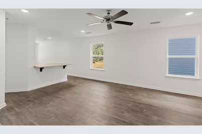 545 Earl Godwin Road, Freeport, FL 32439 - Photo 9