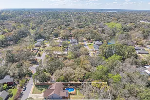 1703 19th St, Niceville, FL 32578 - Photo 5