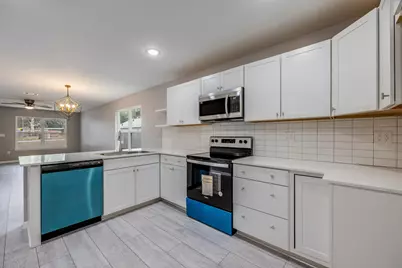 749 Amos Street, Crestview, FL 32539 - Photo 7