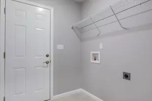 749 Amos St, Crestview, FL 32539 - Photo 17