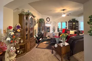 223 Paradise Palm Cir, Crestview, FL 32536 - Photo 7