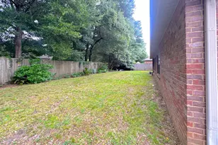 223 Paradise Palm Cir, Crestview, FL 32536 - Photo 35