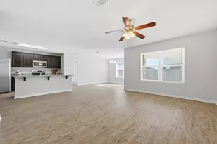 727 Widgeon Wy, Crestview, FL 32539 - Photo 7