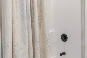 78 E Grizzly Street E, Freeport, FL 32439 - Photo 25