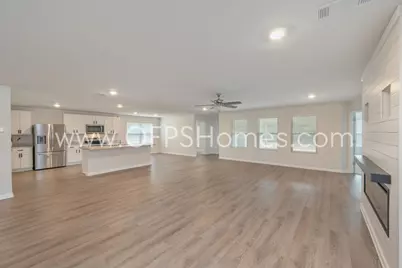 6705 Sarah Ann Way, Laurel Hill, FL 32567 - Photo 9