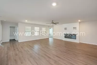 6705 Sarah Ann Way, Laurel Hill, FL 32567 - Photo 11