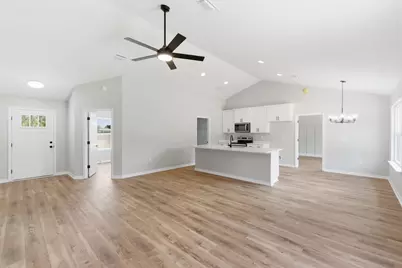 6160 Sundew Street, Crestview, FL 32539 - Photo 5