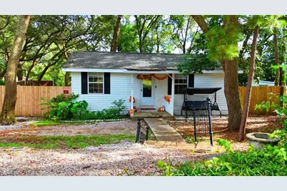 101 3rd Street, Niceville, FL 32578 - Photo 1