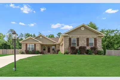 6437 Amanda Court, Crestview, FL 32536 - Photo 1