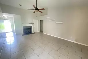 728 Riva Ridge Dr, Crestview, FL 32539 - Photo 3