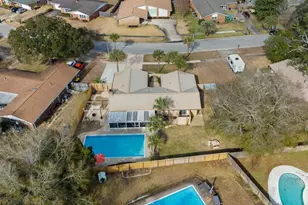 676 NE Merioneth Dr NE, Fort Walton Beach, FL 32547 - Photo 41