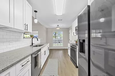 607 Affirmed Court, Crestview, FL 32539 - Photo 9