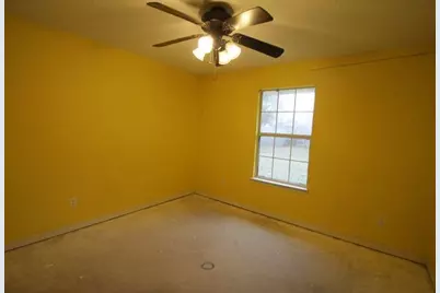 326 Riverchase Boulevard, Crestview, FL 32536 - Photo 9