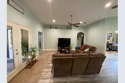 2722 Lakes Edge Lane, Navarre, FL 32566 - Photo 5