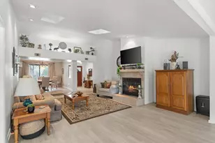 232 Yellow Pine Ct, Niceville, FL 32578 - Photo 7