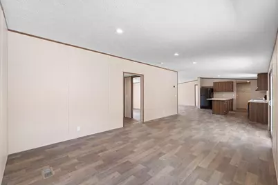 265 E Michaelangelo Road E, Defuniak Springs, FL 32433 - Photo 13