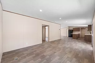 265 E Michaelangelo Road E, Defuniak Springs, FL 32433 - Photo 13