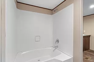 265 E Michaelangelo Road E, Defuniak Springs, FL 32433 - Photo 23