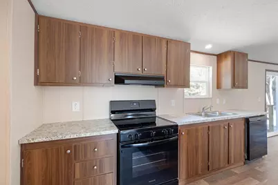 265 E Michaelangelo Road E, Defuniak Springs, FL 32433 - Photo 9