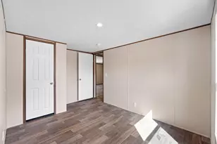 265 E Michaelangelo Road E, Defuniak Springs, FL 32433 - Photo 19