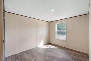 265 E Michaelangelo Road E, Defuniak Springs, FL 32433 - Photo 15