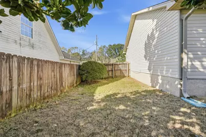 503 Hillview Circle, Crestview, FL 32536 - Photo 45