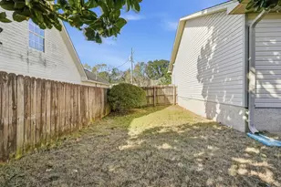 503 Hillview Cir, Crestview, FL 32536 - Photo 45