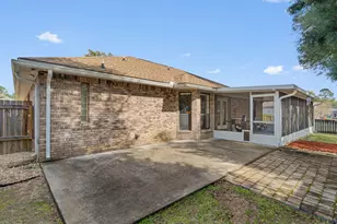 609 W Lynn Brook W, Crestview, FL 32539 - Photo 39