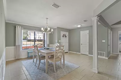 609 W Lynn Brook W, Crestview, FL 32539 - Photo 11