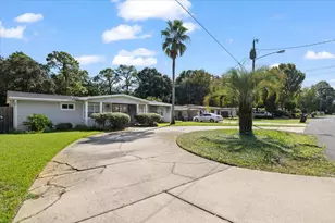 13 NE Laurie Dr NE, Fort Walton Beach, FL 32548 - Photo 3