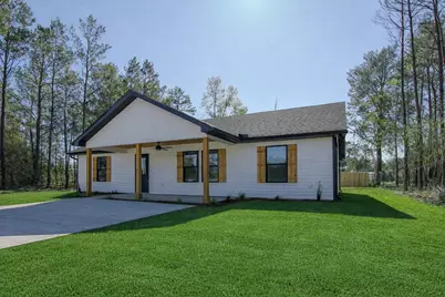 565 W Violet Lane W, Defuniak Springs, FL 32433 - Photo 1