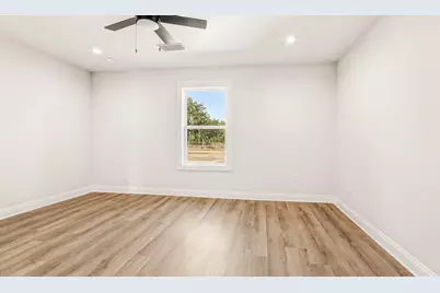 565 W Violet Lane W, Defuniak Springs, FL 32433 - Photo 21