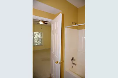 1501 N Partin Drive N #APT  234, Niceville, FL 32578 - Photo 13