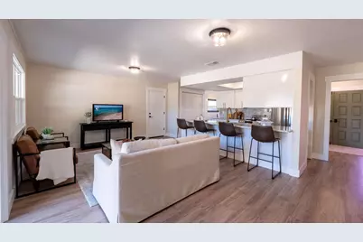 1 NE Stafford Circle NE, Fort Walton Beach, FL 32547 - Photo 11