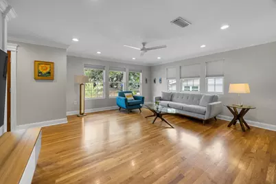 640 W Sunset Boulevard W, Fort Walton Beach, FL 32547 - Photo 9