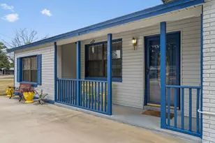 105 SW Cedar Ave SW, Fort Walton Beach, FL 32548 - Photo 3