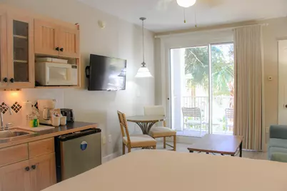 9300 Baytowne Wharf Blvd #418, Miramar Beach, FL 32550 - Photo 3