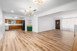 1623 18th St, Niceville, FL 32578 - Photo 7