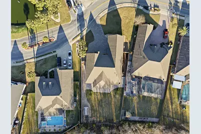 1689 Woodlawn Way, Gulf Breeze, FL 32563 - Photo 77