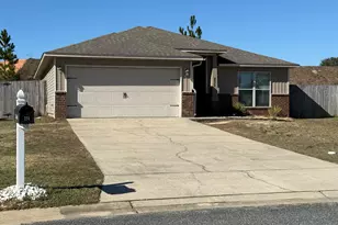 233 Croft Cir, Crestview, FL 32536 - Photo 1