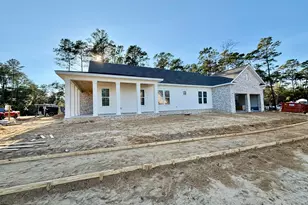 401 Sorrel Wy, Niceville, FL 32578 - Photo 3