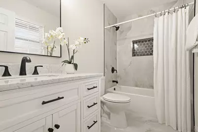 268 NW Briarwood Circle NW, Fort Walton Beach, FL 32548 - Photo 13