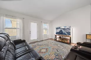 109 Ridgeway Cir, Crestview, FL 32536 - Photo 11