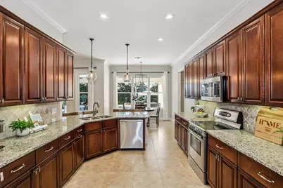 309 Grove Park Drive, Niceville, FL 32578 - Photo 15