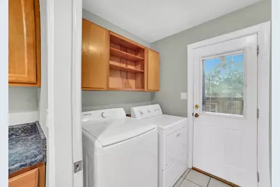 310 N Cedar Avenue N #E, Niceville, FL 32578 - Photo 19