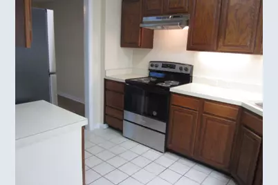 800 Bay Drive #APT 7, Niceville, FL 32578 - Photo 3